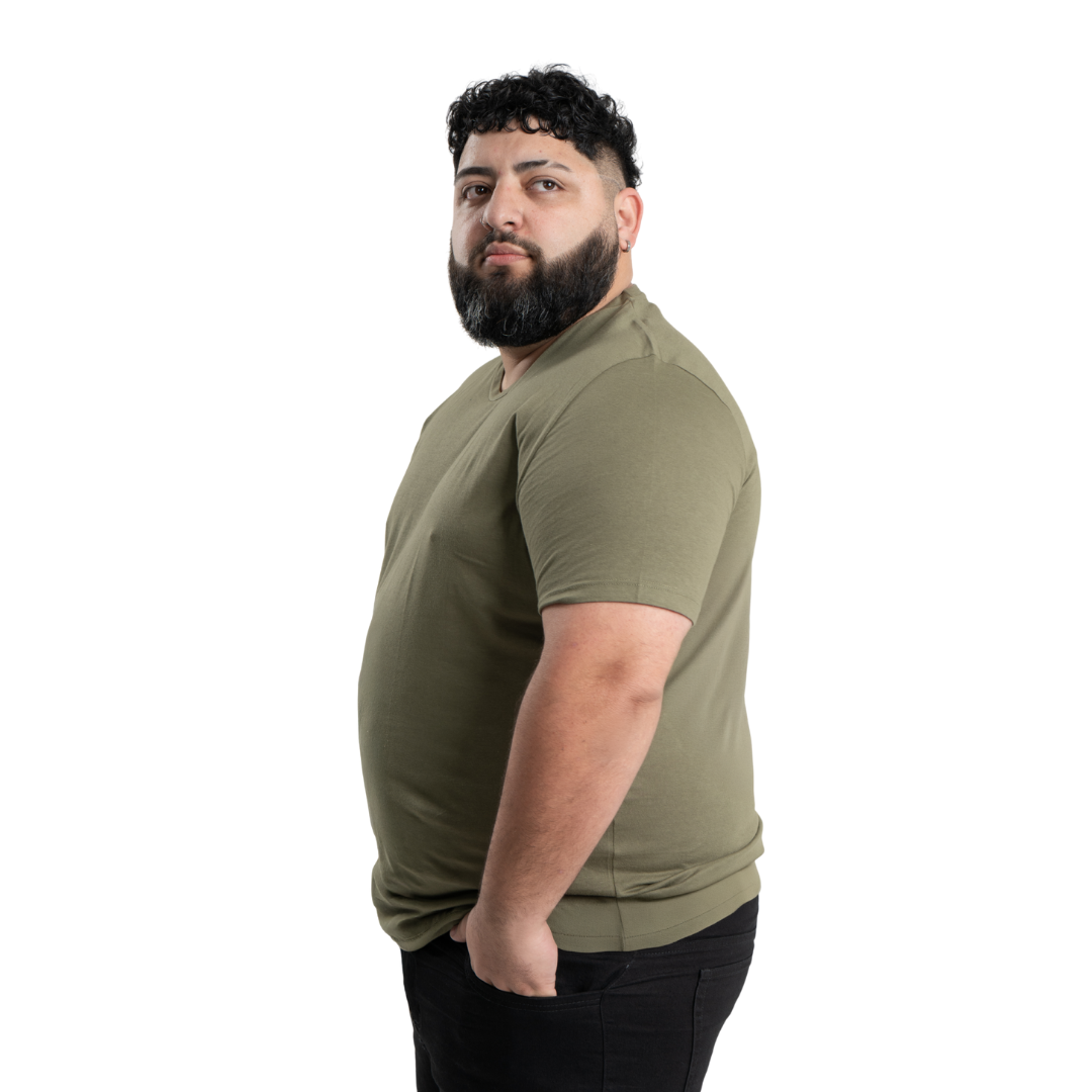 Remera Ajustada en Brazos y Pecho, suelta en Abdomen, 100% Algodon Jersey Peinado 30/1