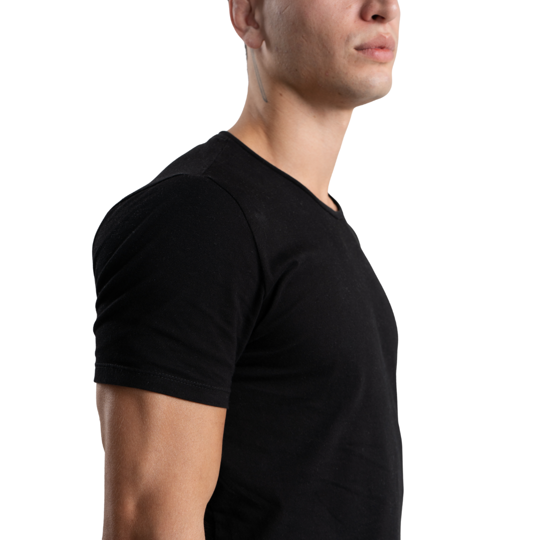 Remera Ajustada en Brazos y Pecho, suelta en Abdomen, 100% Algodon Jersey Peinado 30/1