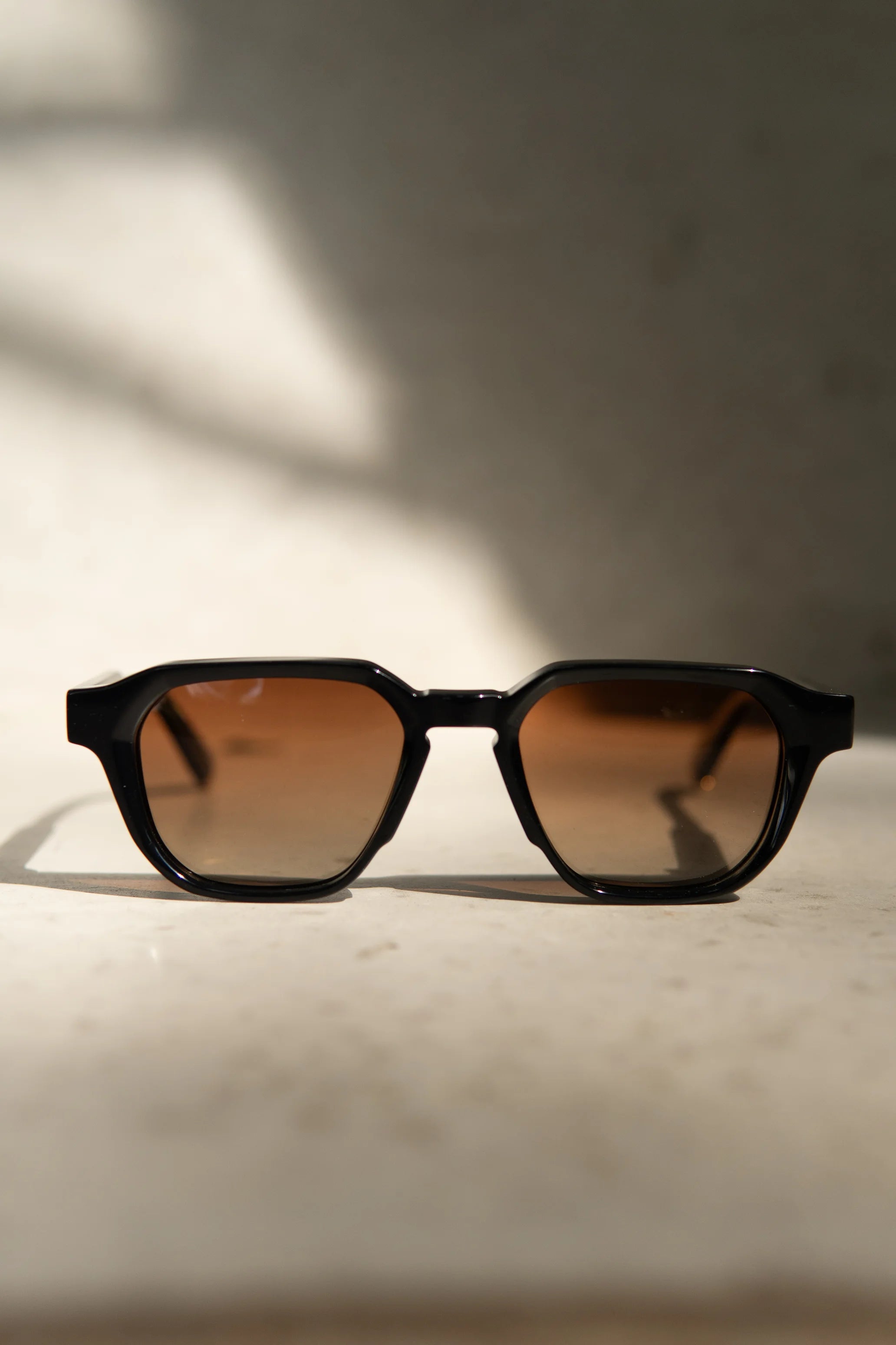 Gafas Elemental + Remera Gratis